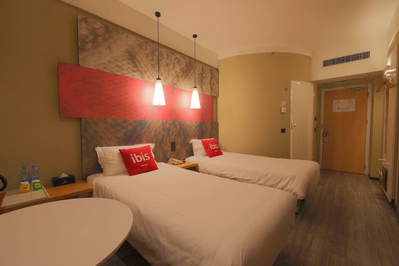 Hotel Ibis Qingdao Ningxia Road Exterior foto