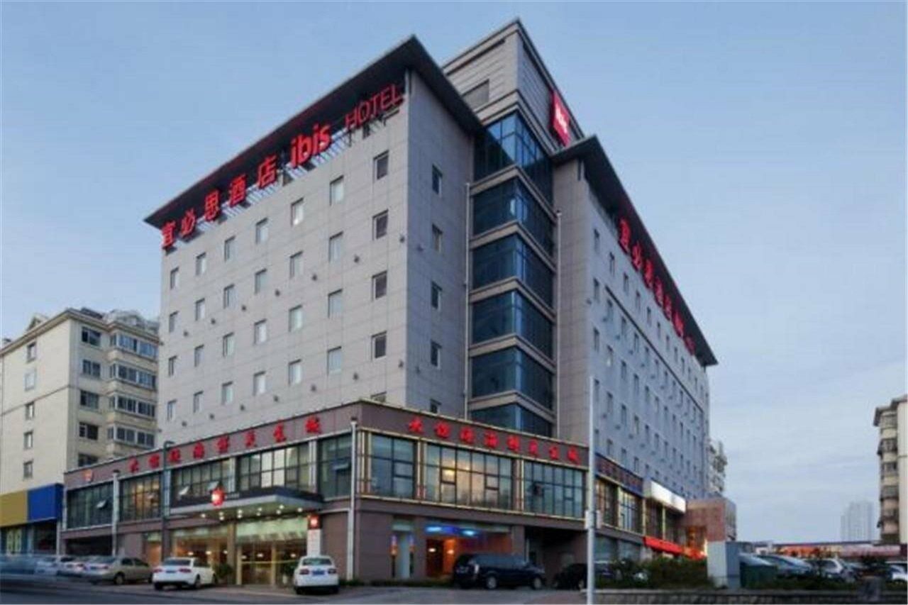 Hotel Ibis Qingdao Ningxia Road Exterior foto